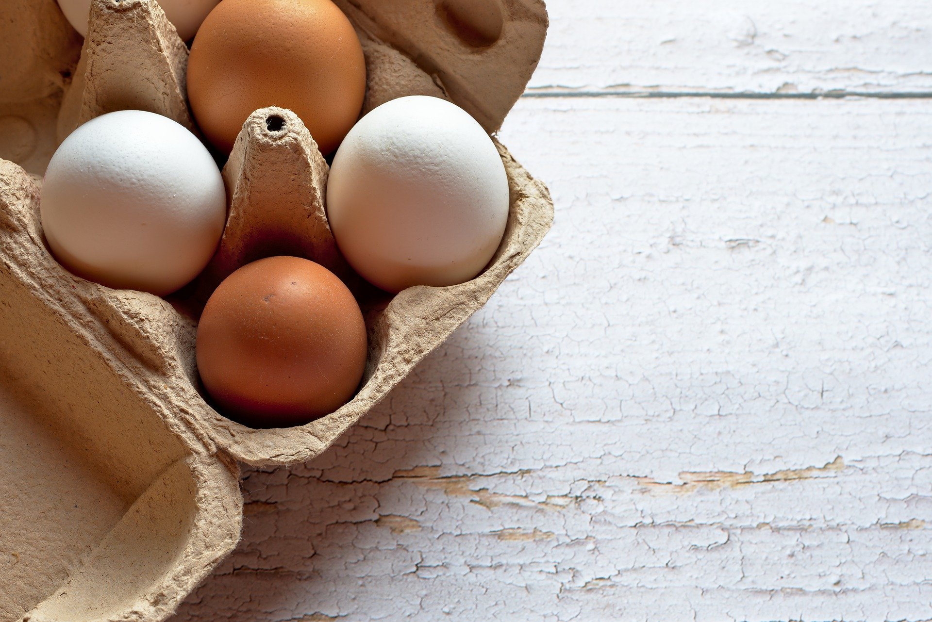 Supermercados Covirán lanza su propia marca de huevos frescos en envase sostenible