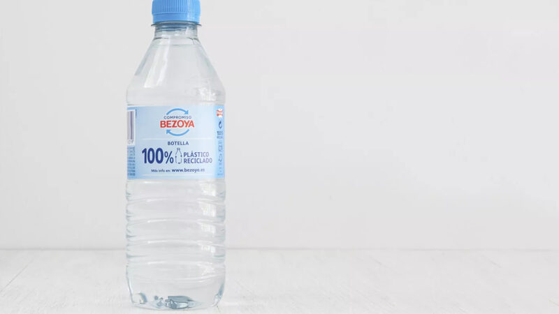 Bezoya consigue que el 100% de sus botellas sean de plástico reciclado y asegura una huella de carbono neutra para este año 2022