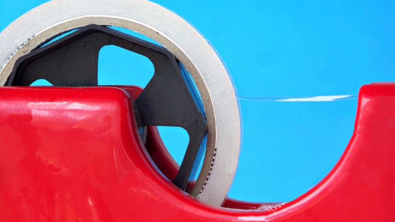 Dispensador automático cinta adhesiva, usos y ventajas de utilizarlo