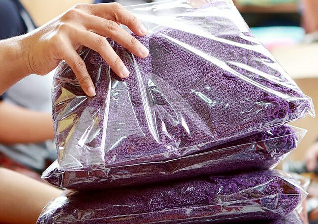 Tipo de bolsas de plástico para embolsar ropa, usos y ventajas