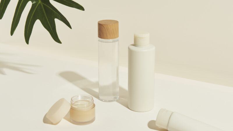 Quadpack el packaging para cosmética crea un stick para productos sólidos reciclable y posconsumo